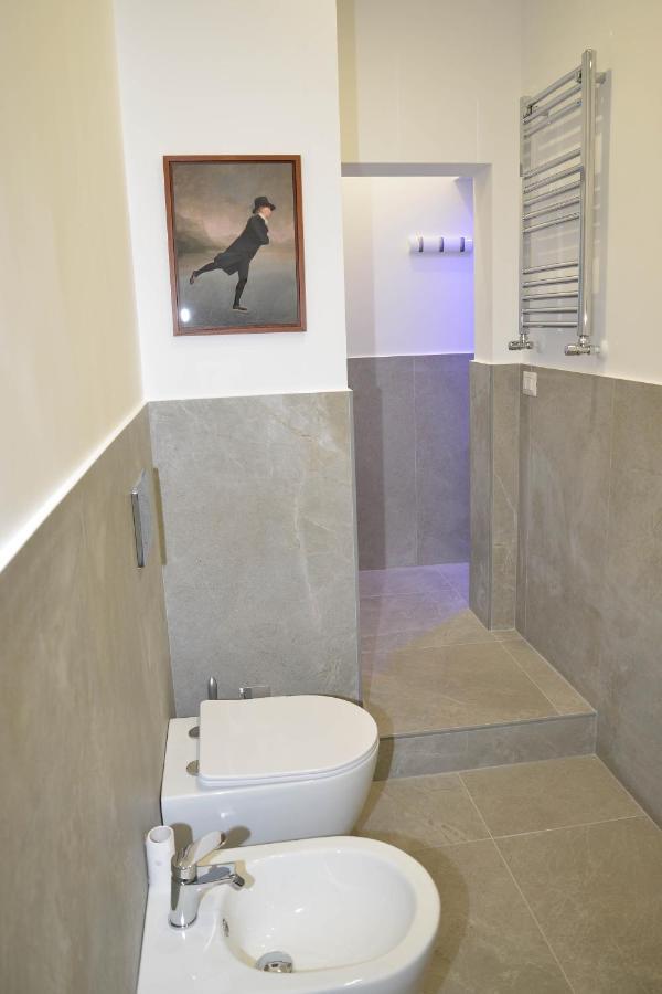 Fidia Palace Claudia'S Apartment Colosseo Roma Exterior foto